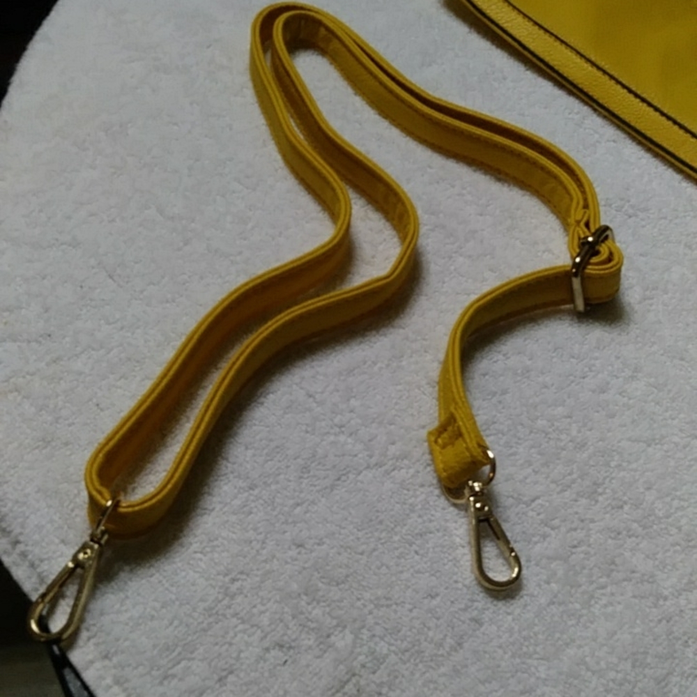 Envelope Clutch - Picture 3 of 5